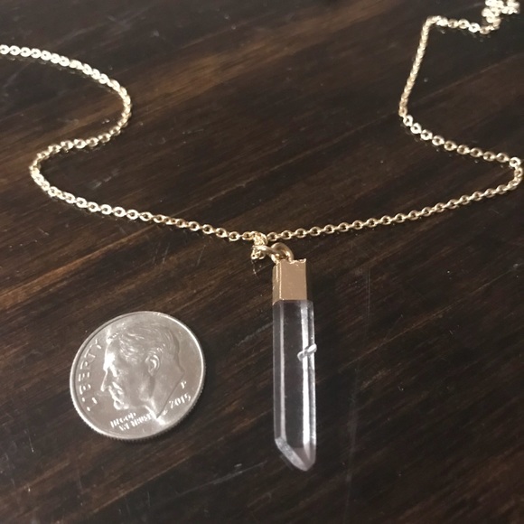 ✨ONE LEFT!✨ Quartz Dagger Necklace - Picture 6 of 6